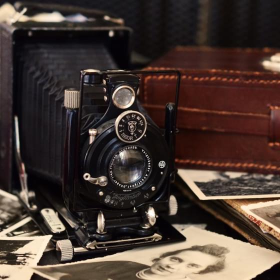 Old-timey camera